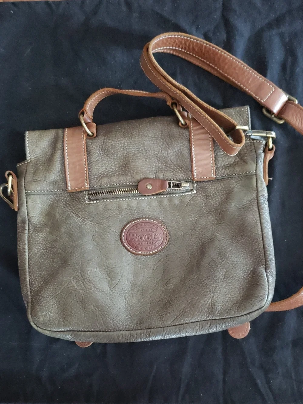 ROOTS  Brown Leather Crossbody Handbag - Picture 2 of 5